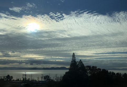 早朝の琵琶湖