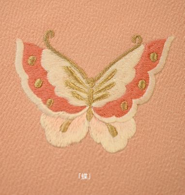 蝶の刺繍