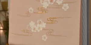 桜柄の刺繍塩瀬帯