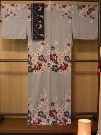 2008_04232008nennbisilyouannnokimono.JPG