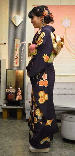 DSC_0010furisode.JPG