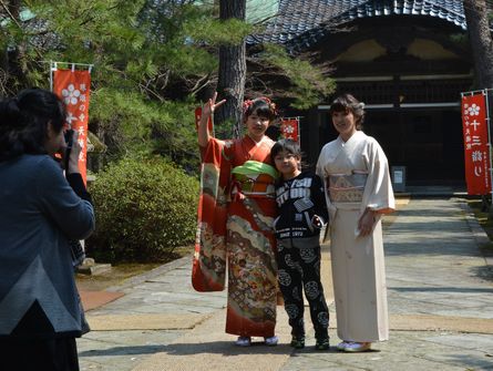 石川県の十三詣り・金沢市の天徳院にて