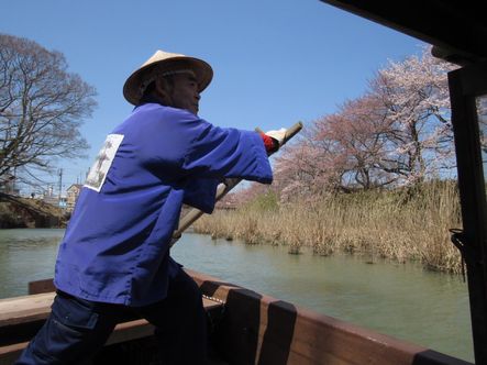 流し船の船頭さん