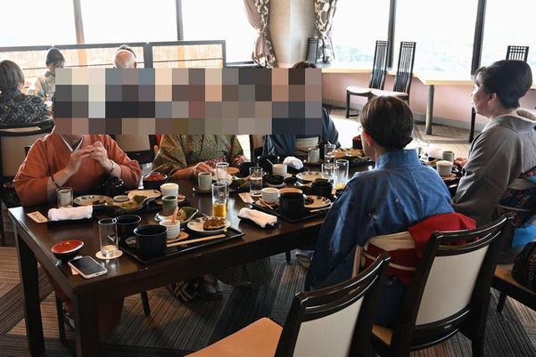 クリスマス落語会「会食」